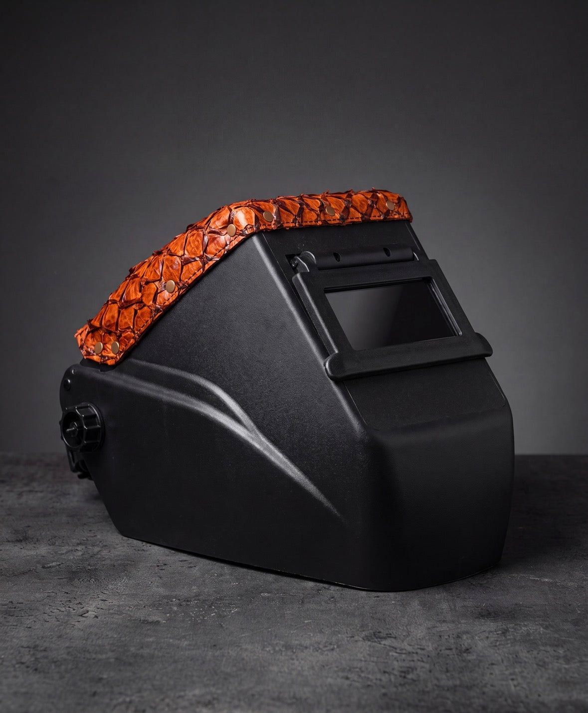 WELDCULTURE HOOD (premium handcut FISH SCALE)